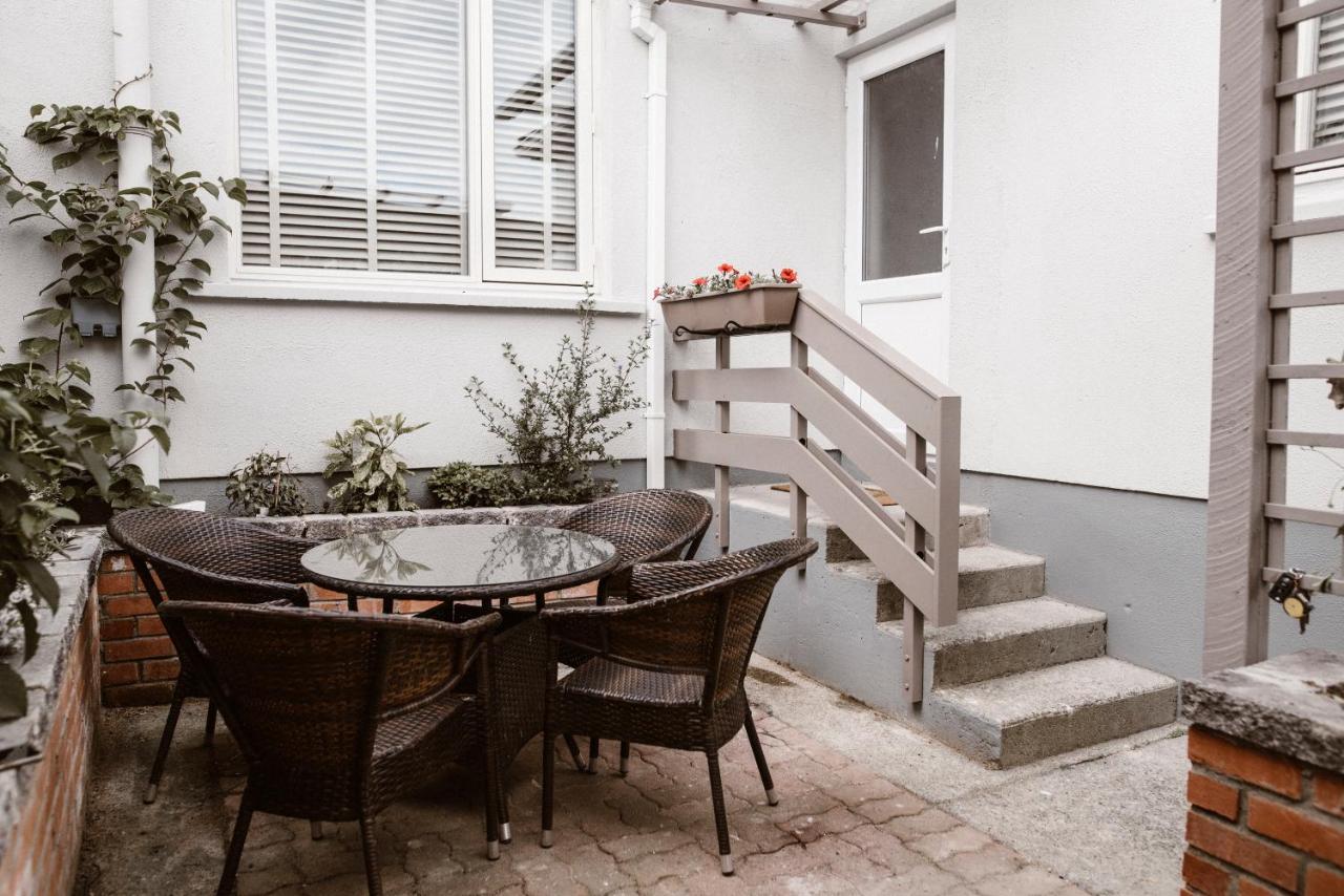 Kilmore Guesthouse 킬케니 외부 사진